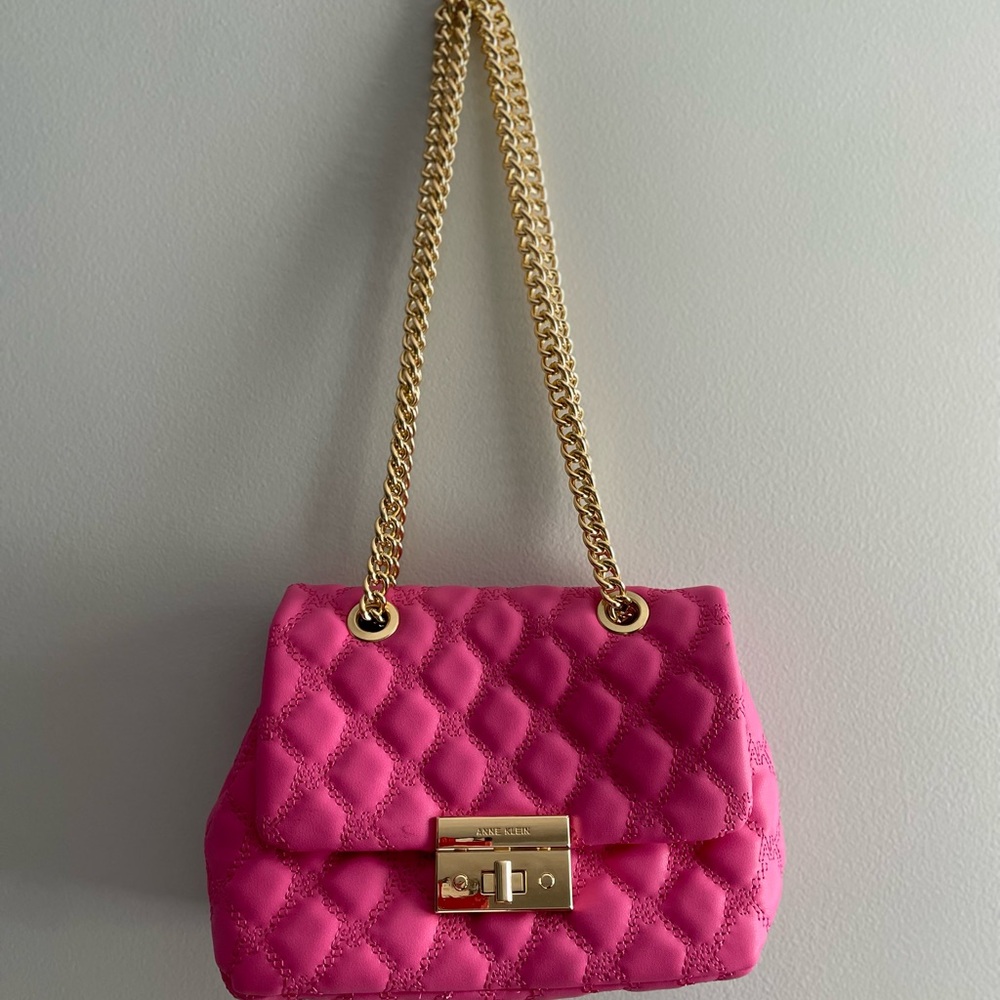 Pink Quilted Chain Shoulder Bag